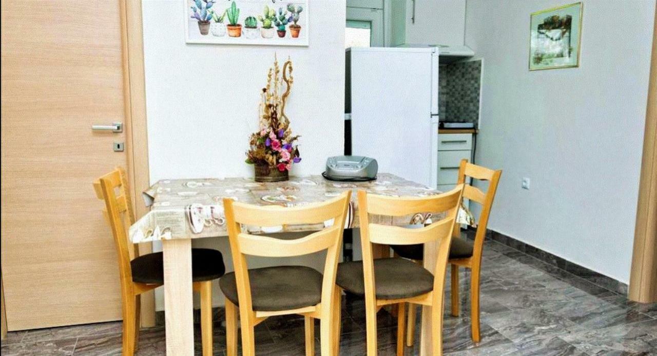 Cristi Apartments Skala Rachoni  Zewnętrze zdjęcie